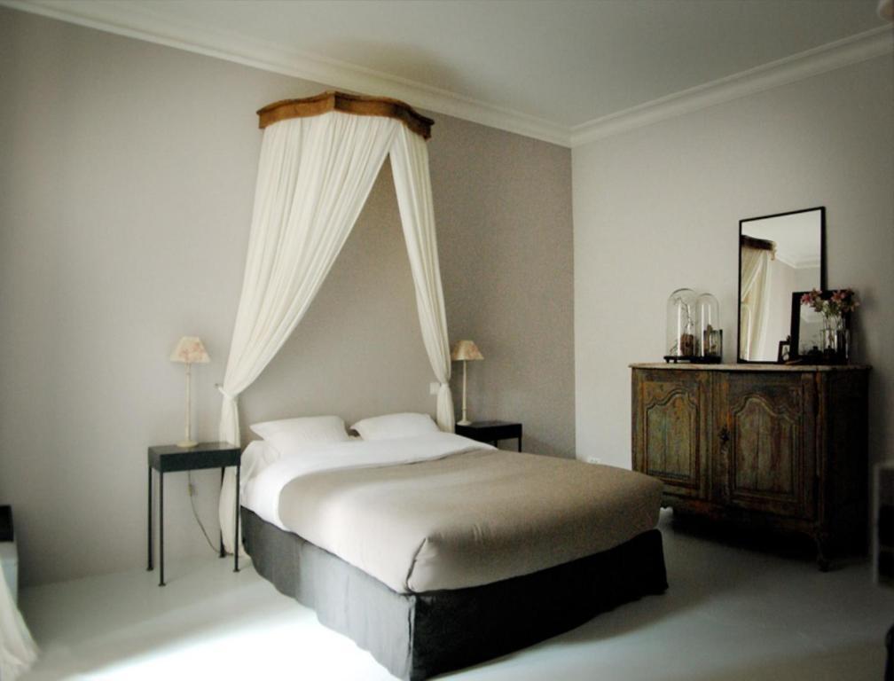 Bed and Breakfast Monte Arena Montaren-et-Saint-Mediers Екстер'єр фото