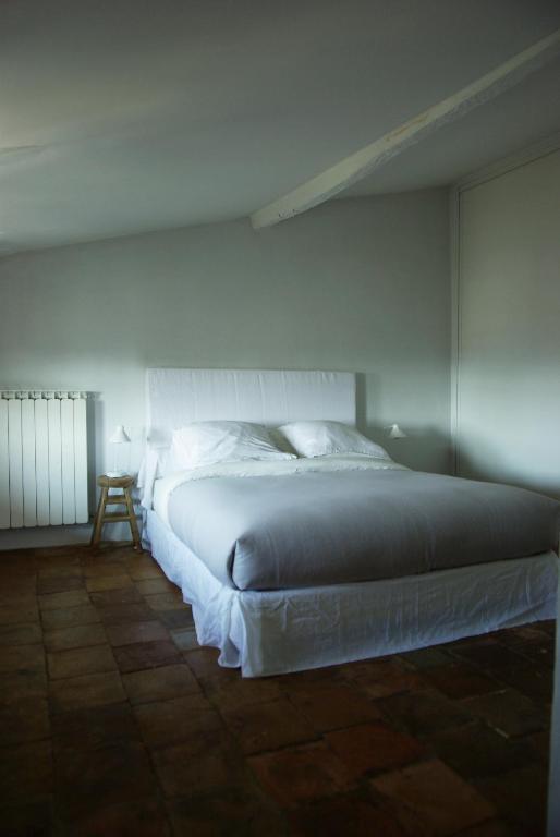 Bed and Breakfast Monte Arena Montaren-et-Saint-Mediers Екстер'єр фото